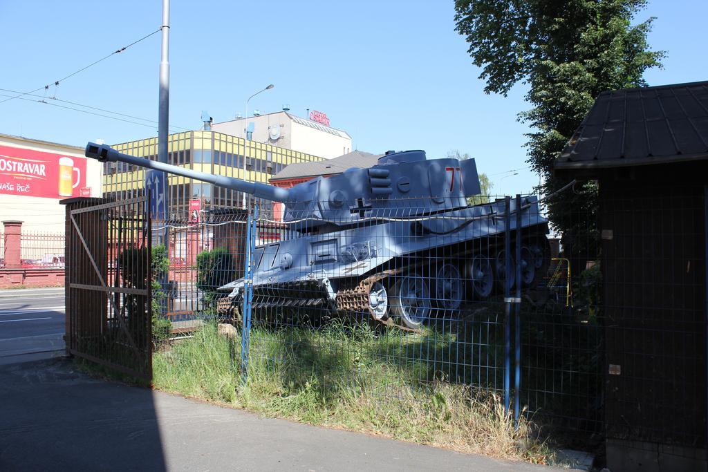 Hotel Corrado Ostrava Kültér fotó